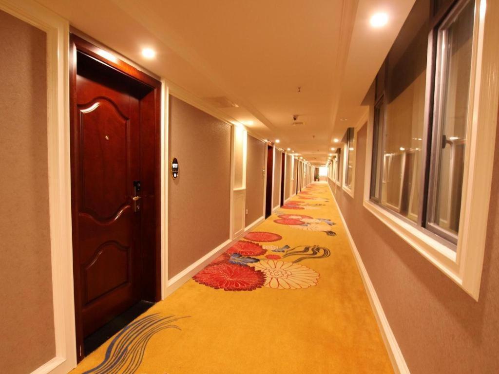ยางชัว นิว เวสต์ สตรีท โฮเต็ล วีไอพี Hotel หยางซั่ว ภายนอก รูปภาพ