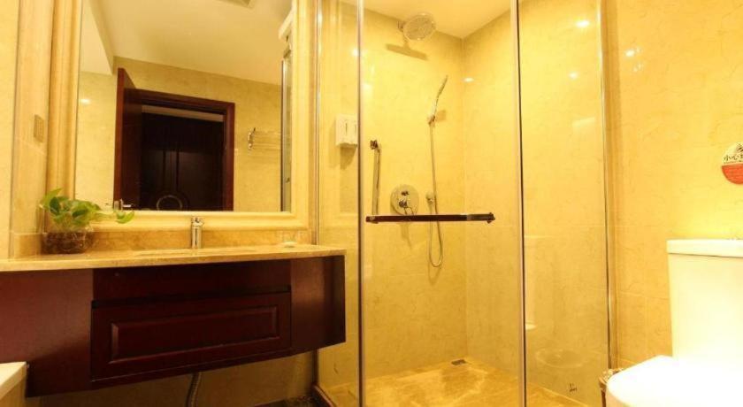 ยางชัว นิว เวสต์ สตรีท โฮเต็ล วีไอพี Hotel หยางซั่ว ภายนอก รูปภาพ