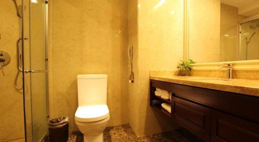 ยางชัว นิว เวสต์ สตรีท โฮเต็ล วีไอพี Hotel หยางซั่ว ภายนอก รูปภาพ